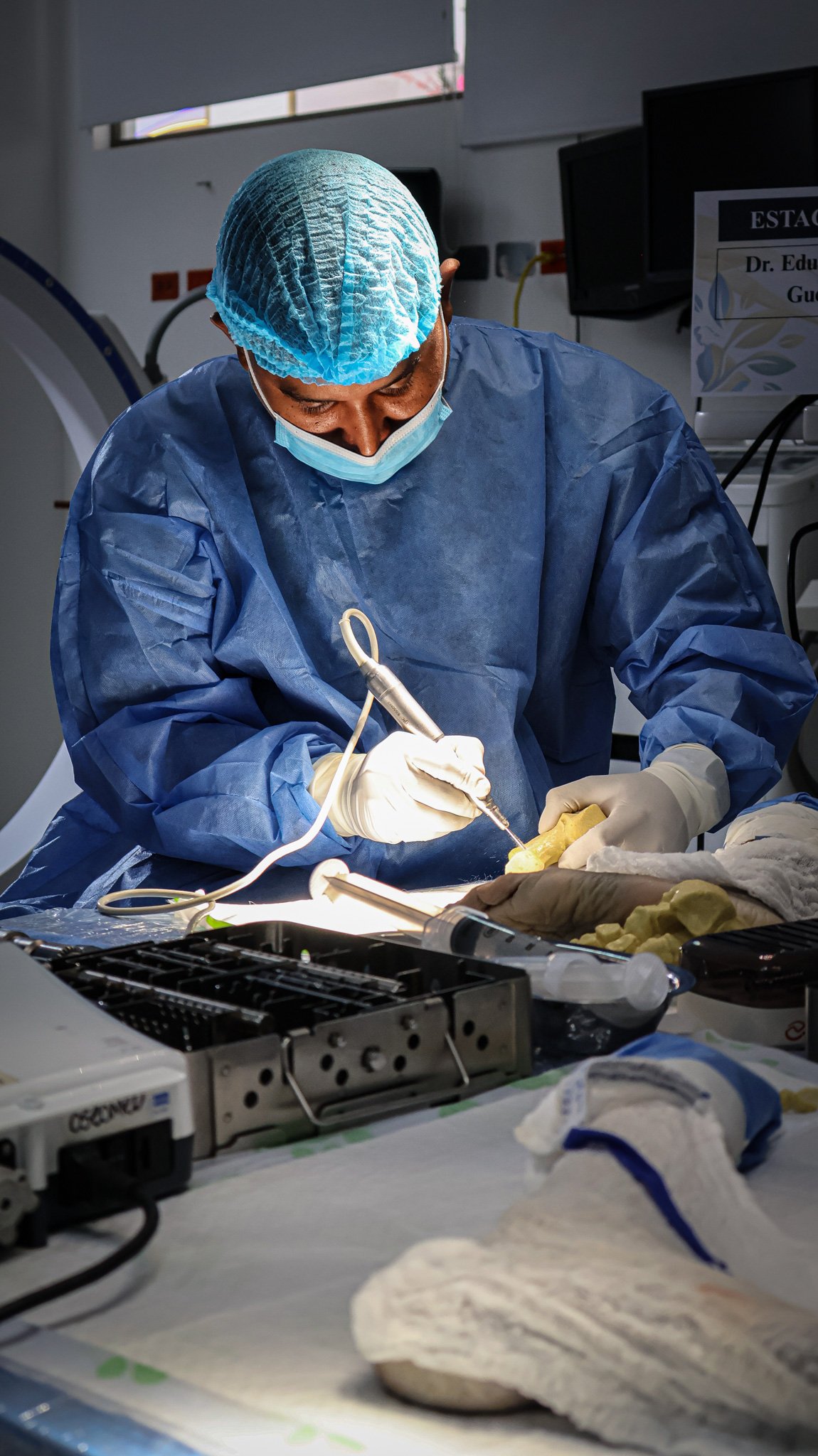Fotografía de entrenamiento médico ilustrando la misión de CLEMI